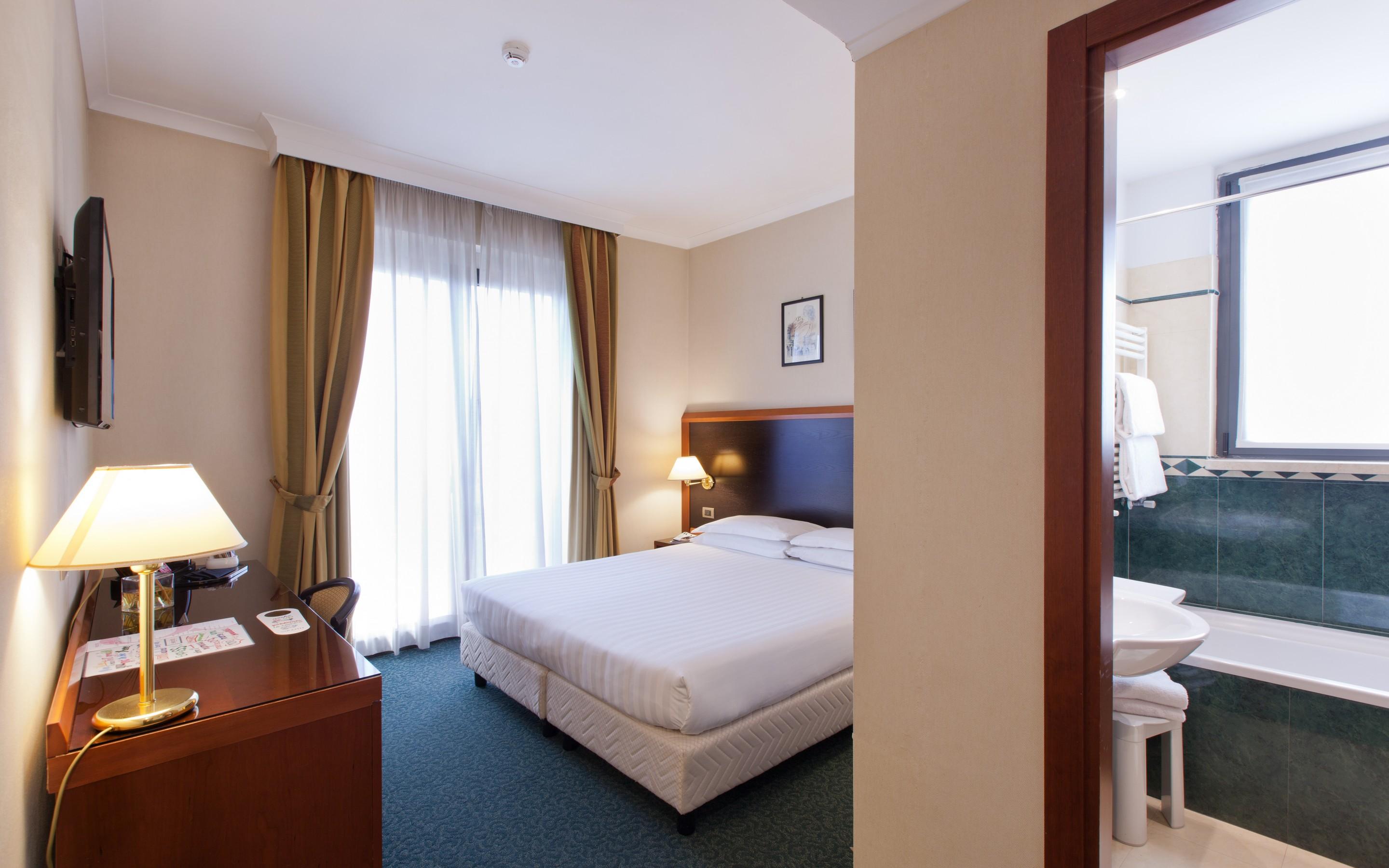 Smooth Hotel Rome West Екстер'єр фото